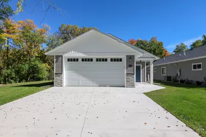 116 N Quincy Street, Alexandria, MN 56308 - Photo 2