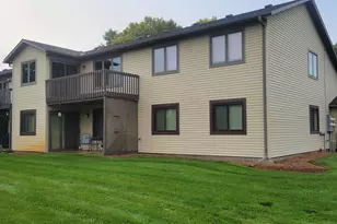 1539 14th St SE, Saint Cloud, MN 56304 - Photo 2
