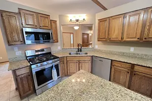 5366 S Park Dr, Savage, MN 55378 - Photo 6