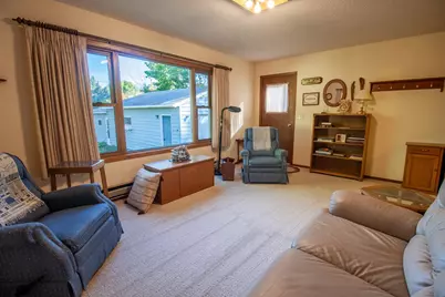 908 W Linden Street W, Fergus Falls, MN 56537 - Photo 34