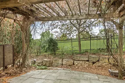 1660 Carriage Path, Golden Valley, MN 55422 - Photo 26