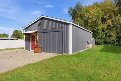 520 & 522 Highway 7 E, Hutchinson, MN 55350 - Photo 2