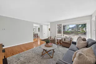 2619 Hayes St NE, Minneapolis, MN 55418 - Photo 2