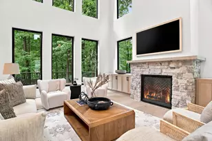 1426 Holdridge Cir, Wayzata, MN 55391 - Photo 2