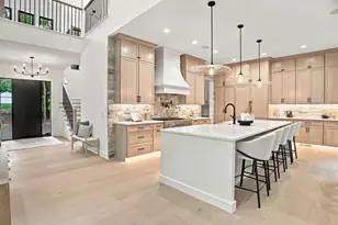 1426 Holdridge Cir, Wayzata, MN 55391 - Photo 14