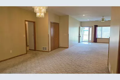 1106 Devito Street #6, Marshall, MN 56258 - Photo 4