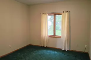 1106 Devito St, Marshall, MN 56258 - Photo 8
