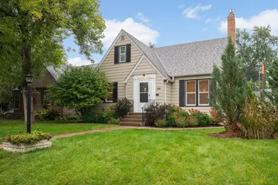 4150 Abbott Avenue N, Robbinsdale, MN 55422 - Photo 2