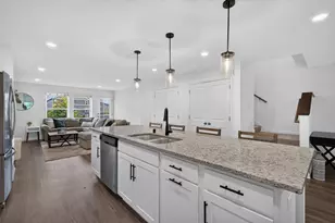 748 Midtown Ln, New Brighton, MN 55112 - Photo 18