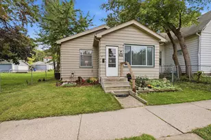 268 Sidney St E, Saint Paul, MN 55107 - Photo 1