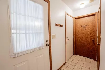 3379 Southgate Court #B, Eau Claire, WI 54701 - Photo 4