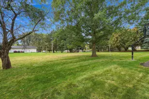 1750 Crestridge Ln, Eagan, MN 55122 - Photo 28
