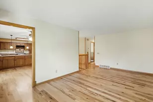 12325 Villaburne Dr, Burnsville, MN 55337 - Photo 6