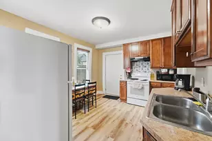 362 Maria Ave, Saint Paul, MN 55106 - Photo 8