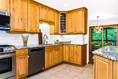 4164 Shirlee Lane S, Shoreview, MN 55126 - Photo 8