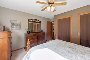 260 Westgate Dr, Winsted, MN 55395 - Photo 16