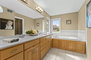 2930 4th St SW, Rochester, MN 55902 - Photo 24