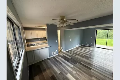 3241 Dodd Lane, Eagan, MN 55121 - Photo 4