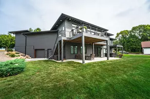 48953 N Shore Rd, Waterville, MN 56096 - Photo 32