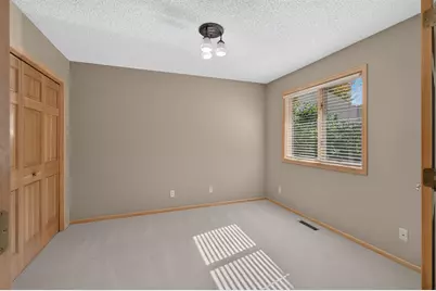 525 Sterling Street S, Maplewood, MN 55119 - Photo 20