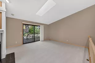 525 Sterling St S, Maplewood, MN 55119 - Photo 10