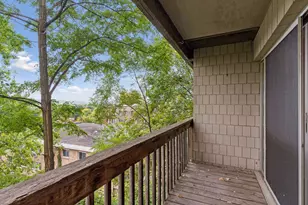 380 Ramsey St, Saint Paul, MN 55102 - Photo 16