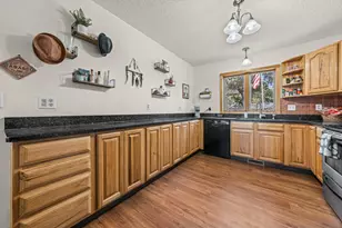 8634 Lincoln Street NE, Blaine, MN 55434 - Photo 8