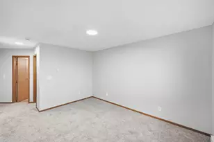 925 Bahls Dr, Hastings, MN 55033 - Photo 16