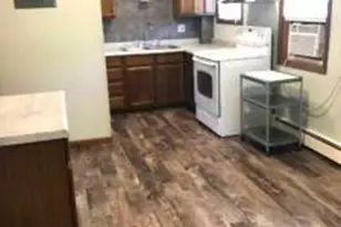 421 E Sanborn St, Winona, MN 55987 - Photo 2