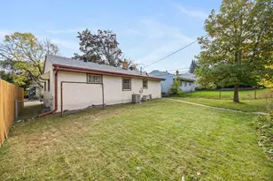 1097 Dale St N, Saint Paul, MN 55117 - Photo 48