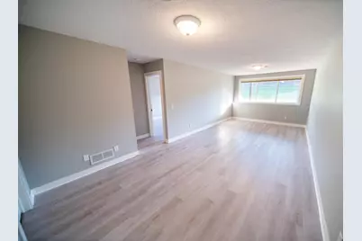 719 10th St SW, Pine Island, MN 55963 - Photo 30