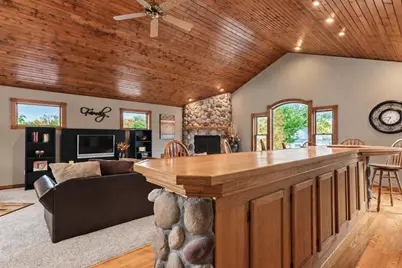 200 N Lexington Avenue, Le Center, MN 56057 - Photo 24