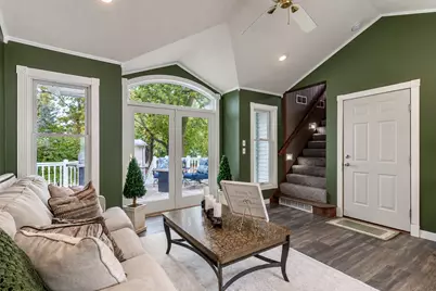 200 N Lexington Avenue, Le Center, MN 56057 - Photo 4