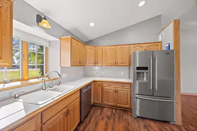 145 Airport Road, Hutchinson, MN 55350 - Photo 6