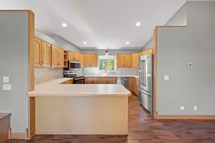 145 Airport Rd, Hutchinson, MN 55350 - Photo 8