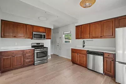 4403 Zane Avenue N, Crystal, MN 55422 - Photo 8