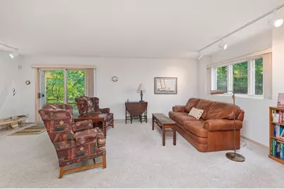 19580 Waterford Court, Shorewood, MN 55331 - Photo 16