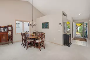 19580 Waterford Ct, Shorewood, MN 55331 - Photo 8