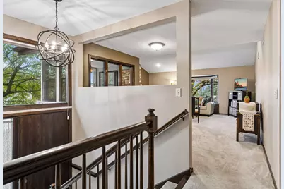 2032 Charlton Ridge, West Saint Paul, MN 55118 - Photo 4