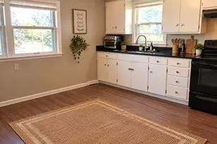 1400 Arlington Ave E, Saint Paul, MN 55106 - Photo 4