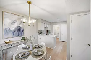 4711 Lund Point, Eagan, MN 55122 - Photo 12
