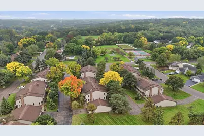 4711 Lund Point, Eagan, MN 55122 - Photo 46