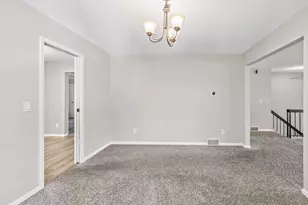 9505 Club House Rd, Eden Prairie, MN 55347 - Photo 14