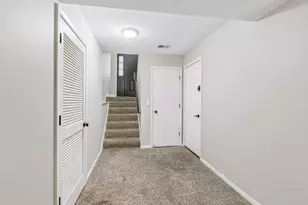 9505 Club House Rd, Eden Prairie, MN 55347 - Photo 36