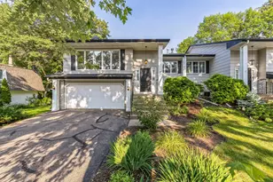 9505 Club House Rd, Eden Prairie, MN 55347 - Photo 1