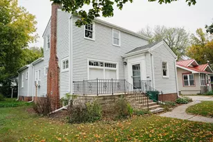 405 6th St, Jackson, MN 56143 - Photo 1
