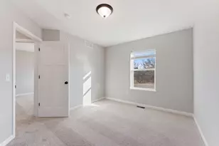23149 Creekview Ct, Rogers, MN 55374 - Photo 14