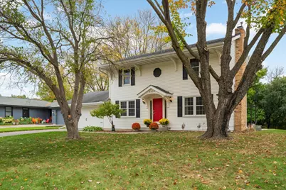 5505 Warden Avenue, Edina, MN 55436 - Photo 2
