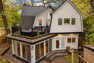2510 W 22nd St, Minneapolis, MN 55405 - Photo 2