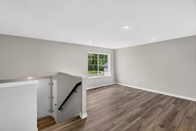 37559 Greenway Avenue, North Branch, MN 55056 - Photo 4